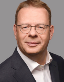 Dr. Felix Matthes