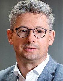 Prof. Dr. Karsten Pinkwart